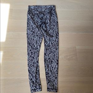 Lululemon banana leaf wunder under legging
